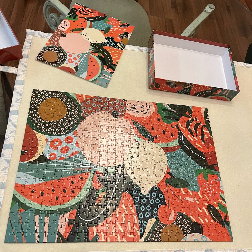 Puzzledly Main Squeeze 500 Piece Jigsaw Puzzle Fruit Patterns Preowned Complete